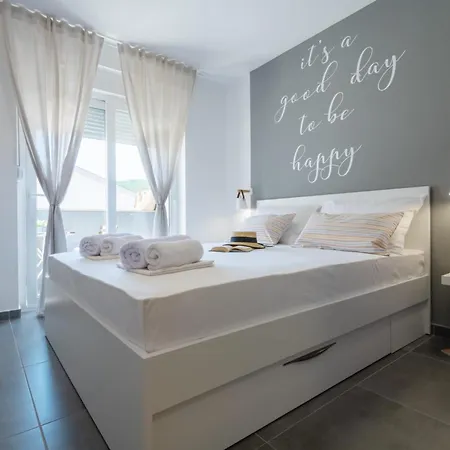 Apartment Hera Neum