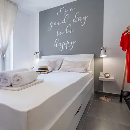 Hera Apartment
